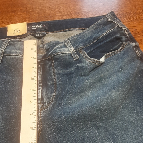 Women's NWT Silver jeans 16 $50.00 # 1324 - Picture 5 of 10